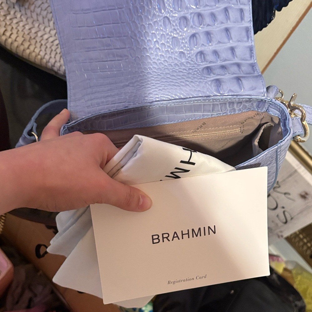 Coach & Brahmin- RESERVED MINUS BROWN CROSSBODY - Picture 3 of 9